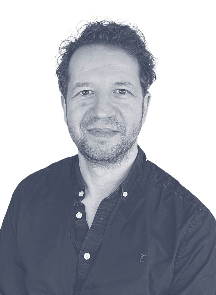 Dr Craig Dawson
